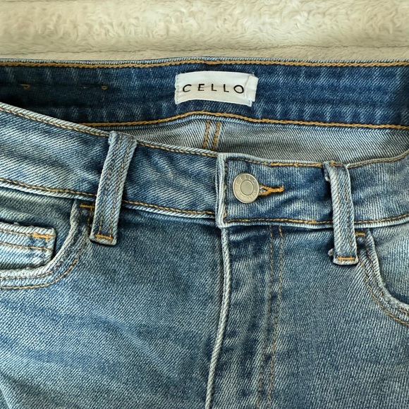 Cello Distressed Jean Shorts - Picture 6 of 7